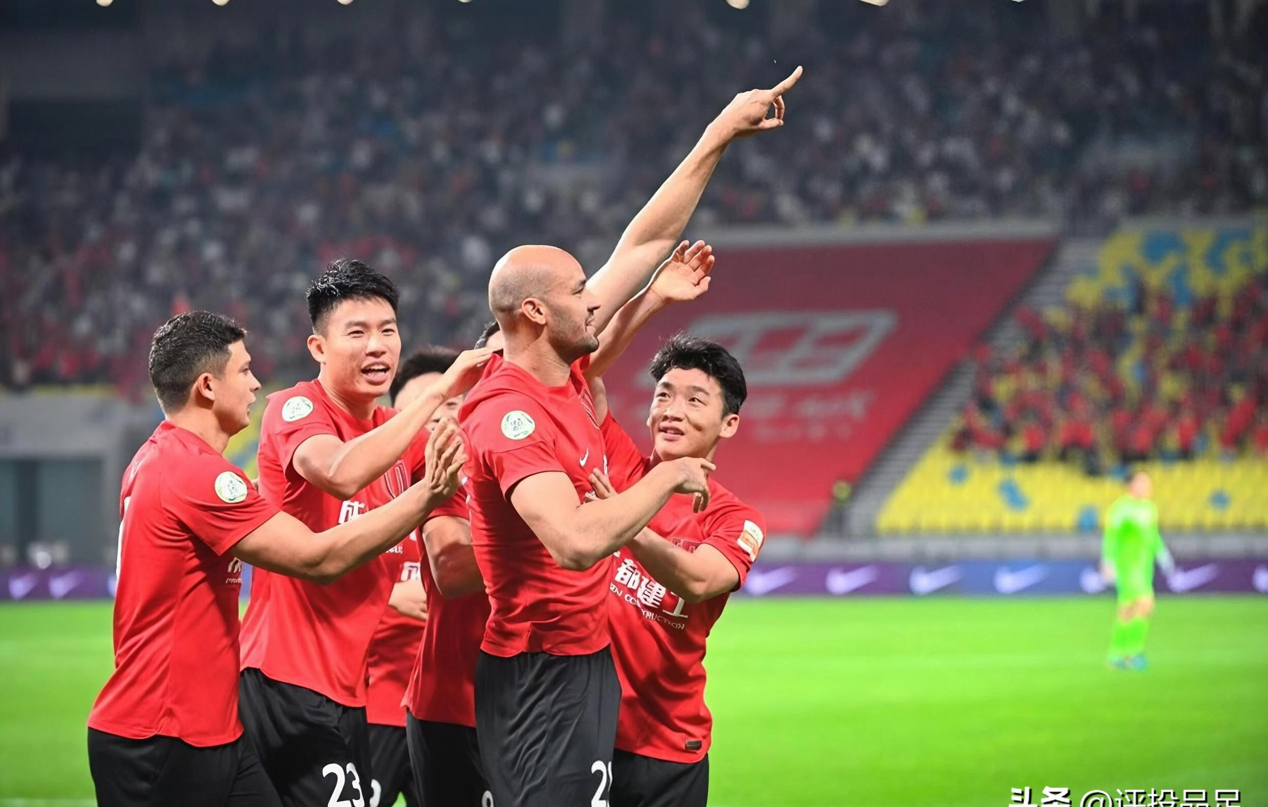 九游网页版登录入口-包含赛前成都蓉城调整名单以备英超上海申花冲刺阶段临场应变，集结日皇家社会门线救险瞬间刷屏的词条